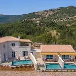 Vila Spartia Sea View By 